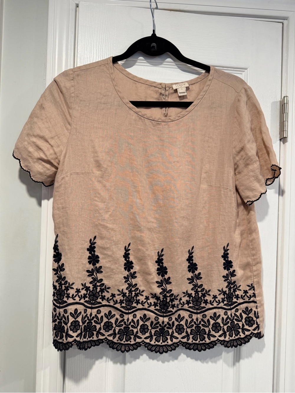 J.Crew Size S 100% Linen Floral Embroidered Scalloped Hem Short Sleeve Blouse